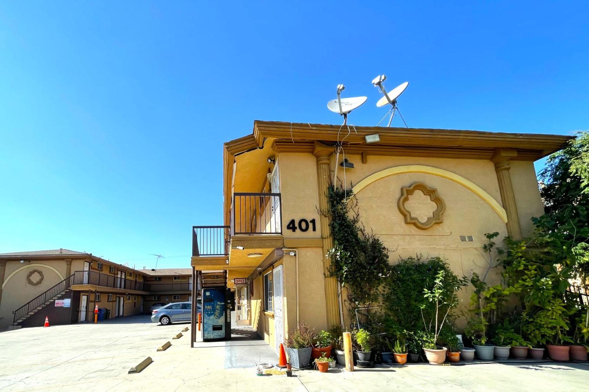 Travel Inn, Los Angeles